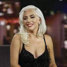 Foreign singer na Lady - wordplays.com